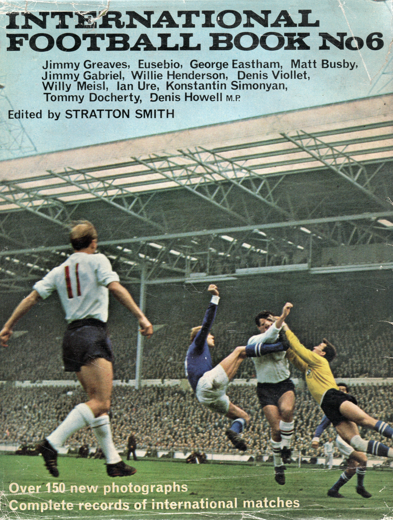 International Football Book No.6